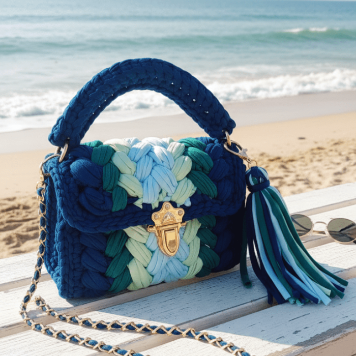 The Faifat Monochrome Chain Bag